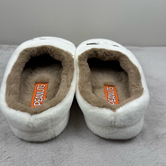 Women’s Peanuts Trick or Treat Scuff Slippers - Ivory, Large; Memory Foam - Picture 3 of 5
